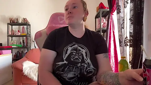 kisicaxx online show from 04-15-26, 01:15