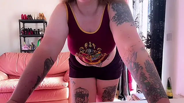 kisicaxx online show from 09-10-25, 06:45