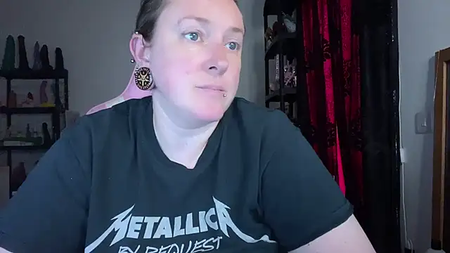 kisicaxx online show from 07-24-26, 04:58