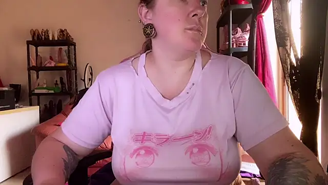kisicaxx online show from 06-11-26, 04:31