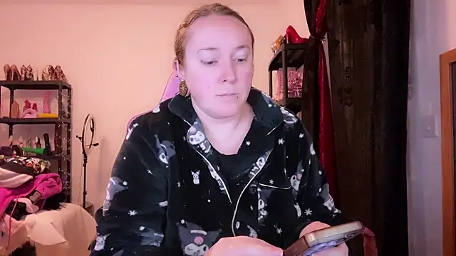 kisicaxx online show from 01-10-26, 06:47