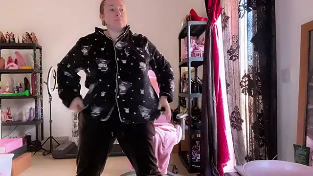 kisicaxx online show from 11-25-25, 06:36