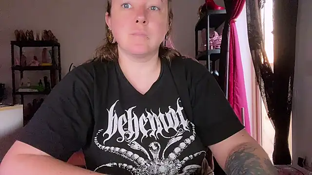 kisicaxx online show from 06-27-26, 04:07