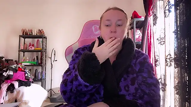 kisicaxx online show from 01-17-26, 11:03