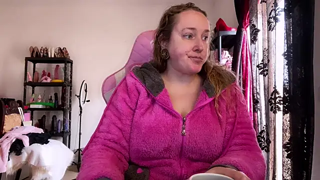 kisicaxx online show from 01-18-26, 11:46