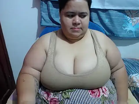 hotlesby4uxxx online show from 06-03-26, 11:42