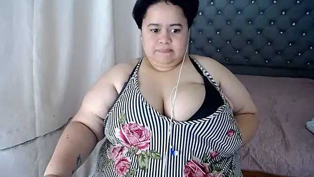 hotlesby4uxxx online show from 12-28-24, 04:52