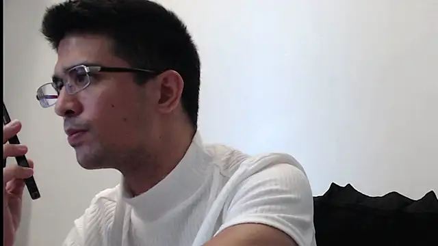 Snapshot of SebastianReiss chatting on 03-02-25, 05:23 SebastianReiss online show from 03-02-25, 05:23