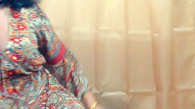 Snapshot of Fun4tipz chatting on 10-07-25, 02:12 Fun4tipz online show from 10-07-25, 02:12