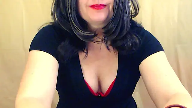 Snapshot of Fun4tipz chatting on 03-11-25, 04:18 Fun4tipz online show from 03-11-25, 04:18