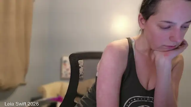 LeiaSwift online show from 02-22-26, 01:08