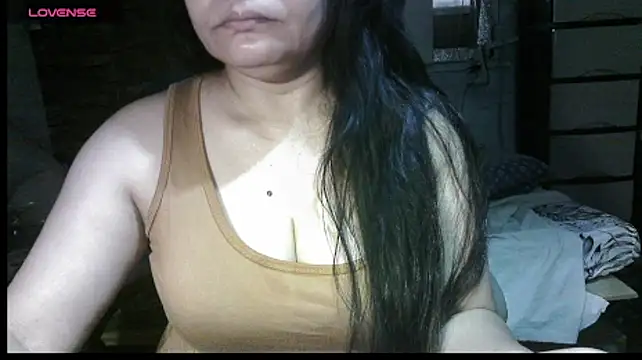 Snapshot of Hotpinay43 chatting on 02-28-26, 02:22 Hotpinay43 online show from 02-28-26, 02:22