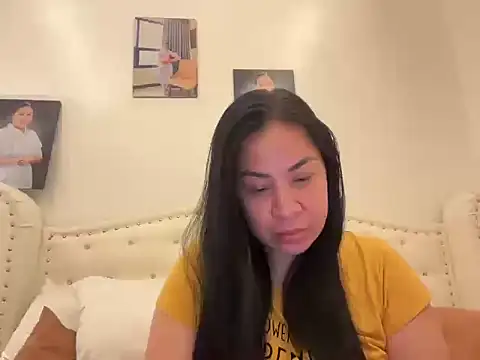 Tightwetholesxx online show from 03-25-26, 12:59