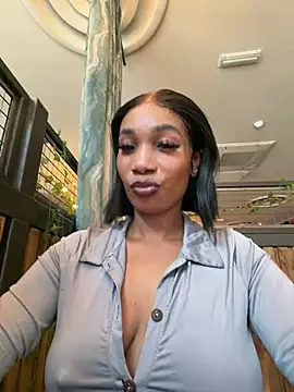   Nessa   online show from 07-17-26, 11:40