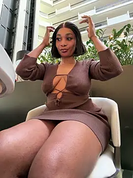   Nessa   online show from 12-19-25, 03:36