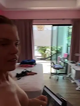 mommyselenafit  online show from 05-15-26, 08:45