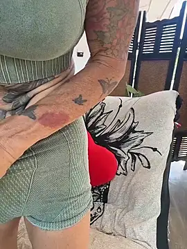 mommyselenafit  online show from 03-25-26, 06:13