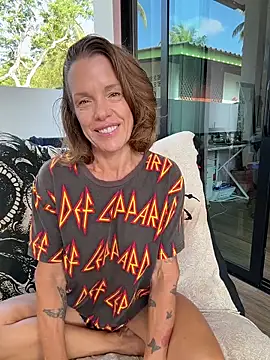 mommyselenafit  online show from 03-10-26, 02:15