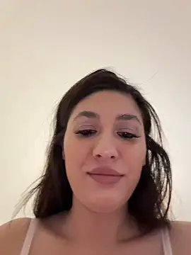 Snapshot of IrisBlues chatting on 05-21-26, 03:42 IrisBlues online show from 05-21-26, 03:42