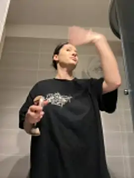 Snapshot of IrisBlues chatting on 11-14-25, 05:27 IrisBlues online show from 11-14-25, 05:27