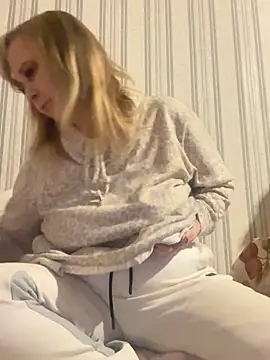 Irina2909xh online show from 02-25-26, 06:30