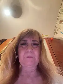 Snapshot of Irina2909@xh chatting on 07-10-26, 09:04 Irina2909xh online show from 07-10-26, 09:04
