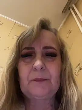 Irina2909xh online show from 04-08-26, 11:17