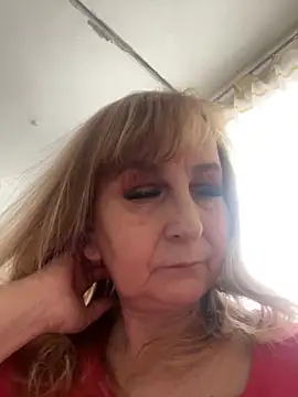 Irina2909xh online show from 02-18-26, 12:12