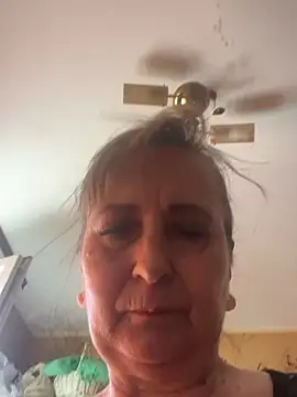 Snapshot of Irina2909@xh chatting on 07-01-26, 11:43 Irina2909xh online show from 07-01-26, 11:43