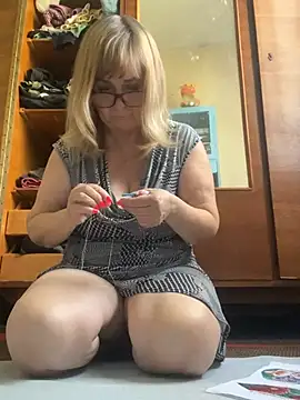 Snapshot of Irina2909@xh chatting on 07-13-26, 10:58 Irina2909xh online show from 07-13-26, 10:58