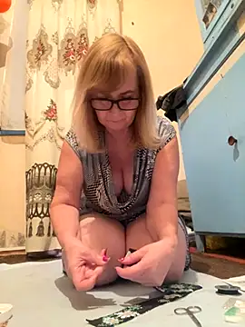 Irina2909xh online show from 11-16-25, 10:02