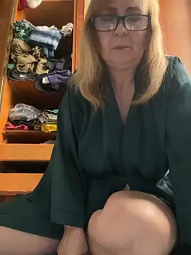 Irina2909xh online show from 04-12-26, 09:01