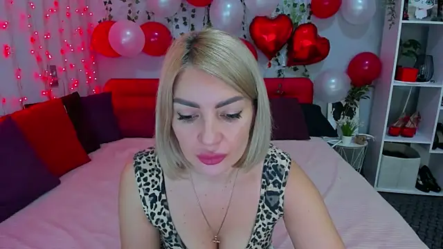 LunaBellucci online show from 02-01-26, 08:56