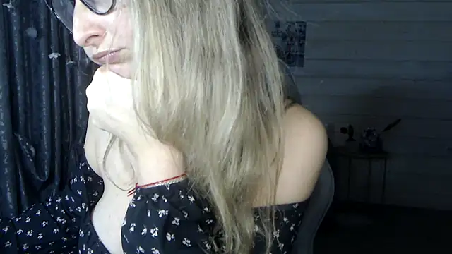 RubiLakros online show from 11-27-25, 08:53