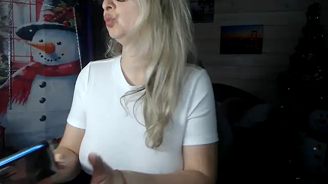 RubiLakros online show from 01-12-26, 09:49