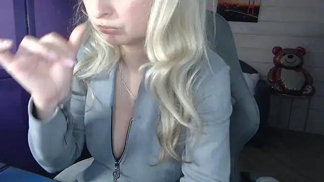 RubiLakros online show from 04-29-26, 11:58