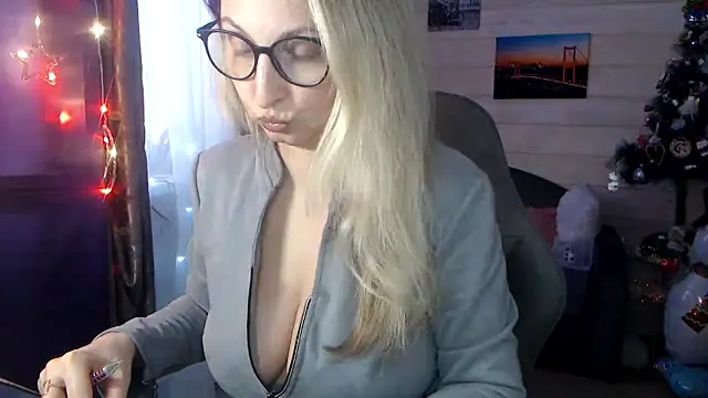 RubiLakros online show from 01-19-26, 11:47