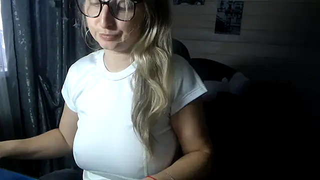 RubiLakros online show from 11-03-25, 10:52