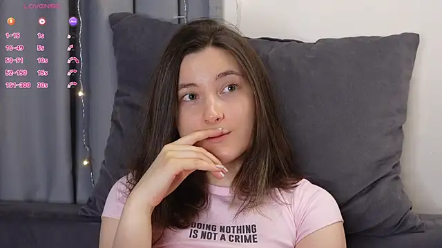 BeckyMartens online show from 11-05-25, 01:52