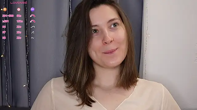 Snapshot of BeckyMartens chatting on 10-01-25, 01:11 BeckyMartens online show from 10-01-25, 01:11