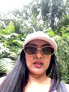 Snapshot of AshleyJhonson chatting on 11-09-25, 07:29 AshleyJhonson online show from 11-09-25, 07:29