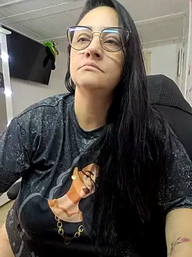 Snapshot of Ameliarizo chatting on 10-24-25, 09:58 Ameliarizo online show from 10-24-25, 09:58