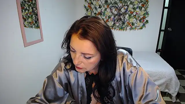 Snapshot of Sofi_5249_ chatting on 12-11-24, 12:44 Sofi 5249 online show from 12-11-24, 12:44