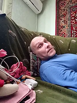 Sam Colt online show from 04-18-26, 09:33