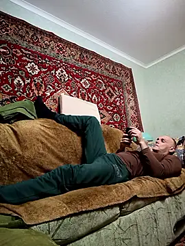 Sam Colt online show from 12-16-25, 05:28