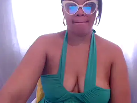 Lustfuleyez online show from 03-20-25, 10:43