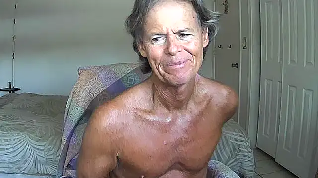 Snapshot of nakeedcowboi65 chatting on 05-27-26, 09:22 nakeedcowboi65 online show from 05-27-26, 09:22