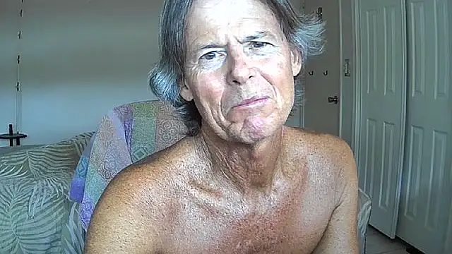 Snapshot of nakeedcowboi65 chatting on 06-14-26, 09:16 nakeedcowboi65 online show from 06-14-26, 09:16