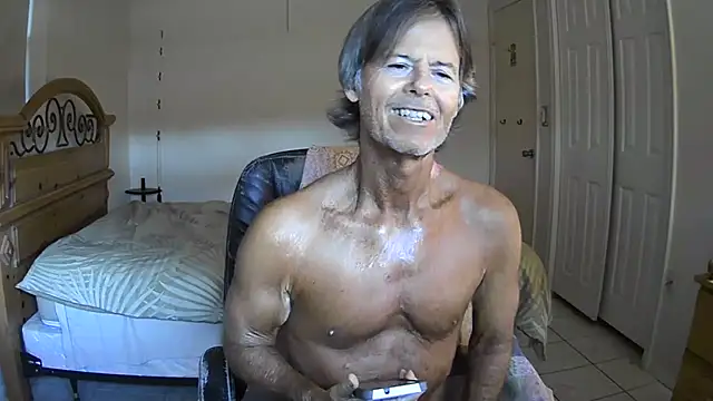 Snapshot of nakeedcowboi65 chatting on 04-23-26, 11:49 nakeedcowboi65 online show from 04-23-26, 11:49
