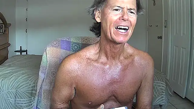 Snapshot of nakeedcowboi65 chatting on 05-09-26, 09:51 nakeedcowboi65 online show from 05-09-26, 09:51